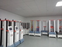 Equipo de prueba de materiales de resistencia a la tracción universal Máquina de prueba de flexión de 3 puntos Precio Máquina de prueba universal