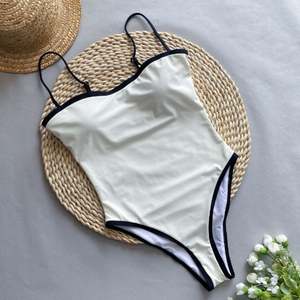 Traje de baño modesto personalizado en 3D, de una pieza, con cuello halter, ribete festoneado, cobertura completa, espalda recortada, ropa de playa para mujer - Product Image 3