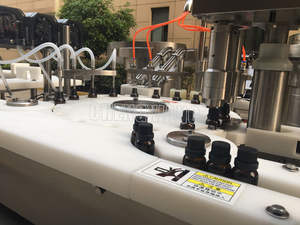 Machine de remplissage et de bouchage automatique CHENGXIANG haute efficacité 3600 BPH pour huiles essentielles 10ml 30ml 50ml, bouteilles en verre/métal/plastique - Product Image 6