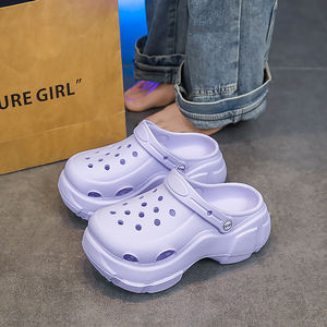 <span class=keywords><strong>รองเท้า</strong></span>แตะลำลองสำหรับ<span class=keywords><strong>ผู้หญิง</strong></span> สวมใส่สบาย ระบายอากาศได้ดี เหมาะสำหรับใส่ในบ้านและนอกบ้าน ใช้ได้ทุกวัน พื้นหนา <span class=keywords><strong>ส้น</strong></span><span class=keywords><strong>สูง</strong></span> วัสดุ EVA ด้านบนแบบโปร่ง - Product Image 6