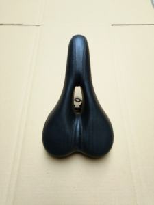 Vente directe d'usine <span class=keywords><strong>de</strong></span> selles <span class=keywords><strong>de</strong></span> vélo <span class=keywords><strong>de</strong></span> montagne respirantes, à trous intermédiaires, amortissantes et élégantes - Product Image 3