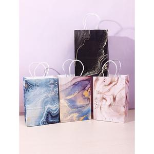 Bolsas de regalo para ropa con estampado de flores-Bolsas de recuerdo con revestimiento mate Premium Bolsas de papel para compras Proveedor Bolsos de gama alta - Product Image 3
