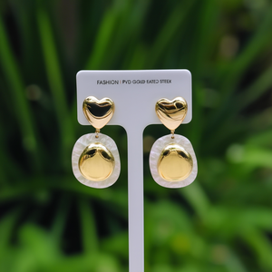 Pendientes de Moda con Baño de Oro PVD, Acero Inoxidable 316L, Forma de Corazón con Incrustaciones de Perlas, Joyería Destacada - Product Image 3