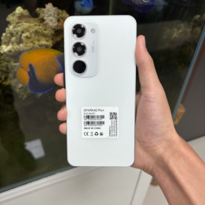 Spark 40 Pro+ : Écran intelligent vocal à bas prix, haute performance vidéo, fluide et net. - Product Image 3
