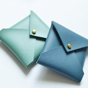 Tarjeteros de cuero al por mayor de fábrica, monederos minimalistas de colores pastel, tarjeteros cuadrados de estilo coreano. - Product Image 3