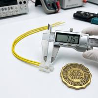 كابل طاقة مخصص UL1007 18AWG 5557-2P بموصل أنثى صغير 4.2 مم ذو طرفين إلى نهاية مكشوفة للمعدات الصناعية وأجهزة الكمبيوتر