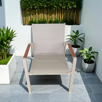 Ensemble de table et chaises de jardin en bois et tissu, mobilier d'extérieur moderne
