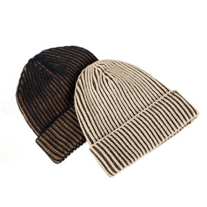 Korean Style Cross-Border Autumn <b>Winter</b> <b>Hat</b> Versatile Cuffed Cold Beanies for Men and Women Warm Knitted <b>Hat</b> - Product Image 1