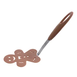 Heat resistant baking tools wholesale christmas gingerbread man shape stainless steel spatula