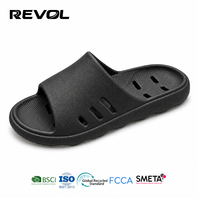 REVOL Chaussons de bain unisexes en EVA à séchage rapide avec trous de drainage antidérapants et semelle souple, sandales de douche