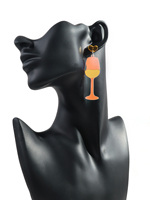 Prix usine Laser rouge verres à vin créatif résine Champagne romantique saint valentin coeur accessoires acrylique boucles d'oreilles goutte