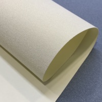 Vente en gros directe d'usines chinoises, tissu en satin polyester flash enduit de papier autocollant pour boîtes cadeaux