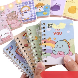 Kleine Spule Buch Cartoon Notizbuch A7 niedlichen Mini tragbare Tasche Notizblock Grundschule Schüler Geschenk - Product Image 2