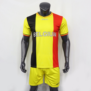 Akilex una <span class=keywords><strong>serie</strong></span> di squadra di allenamento di calcio Set uniforme Jersey abbigliamento <span class=keywords><strong>a</strong></span> buon mercato di alta qualità abbigliamento sportivo per bambini adulti - Product Image 2