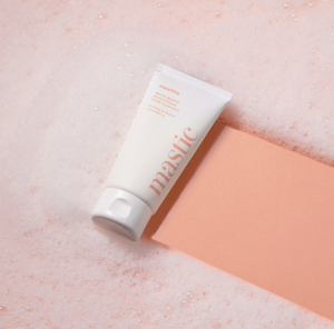 Prueba de mejora del brillo de la piel profesional completada 120ml Purificante y suavizante Limpiador de espuma de brillo de masilla blanca - Product Image 1