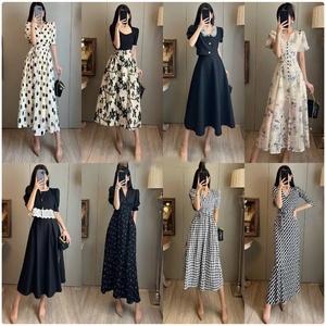 เสื้อผ้าสตรีลดราคาขายส่ง แบรนด์ XQ ชุดลำลอง เสื้อยืด ทุกขนาด คละแบบ สุ่มจัดส่ง สินค้าพร้อมส่ง - Product Image 5