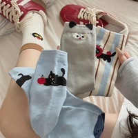 Chaussettes pour femmes à motif de chatons et de pommes de dessin animé, mi-mollet verticales, style scolaire mignon et tendance printemps-automne