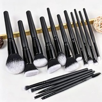 Ensemble professionnel de pinceaux de maquillage noirs 19 pièces, poils synthétiques doux, pinceau éventail pour le visage et les yeux, pinceau correcteur, pinceaux cosmétiques, vente en gros d'usine