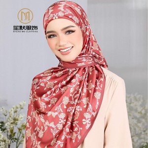 Shengmo bong bóng satin bé đường may 110*110cm in Khăn trùm đầu Muslim khăn choàng nhà máy bán buôn tùy chỉnh thiết kế kích thước Logo - Product Image 2