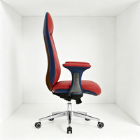 Chaise de bureau exécutive moderne en cuir véritable avec design ergonomique, fonction pivotante, pieds en alliage d'aluminium