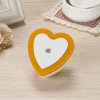 Veilleuse Led Plug in de forme carrée ronde de coeur, lumière intelligente de capteur de mouvement de crépuscule de lampe de nuit avec la prise d'Eu/Us pour des enfants