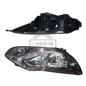 BM5113W029AJBM5113W029AH BM5113W029AJ faro faro destro bianco per Ford Focus <span class=keywords><strong>2012</strong></span> - Product Image 1