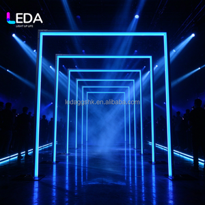 Arche carrée LED bleue LEDA pour scène de mariage, tunnel lumineux d'entrée détachable en alliage d'aluminium pour fête - Product Image 1