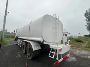 Spray de água sino℃ howo 6x4 371hp 20m3, tanque de aspersor tanque para camião canya