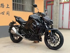รถมอเตอร์ไซค์คาวาซากิ Z1000 N19 บิ๊กไพธอน 400 ซีซี/450 ซีซี - ความเร็วสูงสุด 170 กม./ชม. และการเร่งความเร็ว 0-100 กม./ชม. ใน 8 วินาที N19 สมรรถนะความเร็วสูง A - Product Image 1
