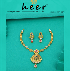 Elegante conjunto de collar tradicional de oro con aretes a juego, diseño de templo, joyería nupcial hecha a mano con detalles intrincados. - Product Image 2