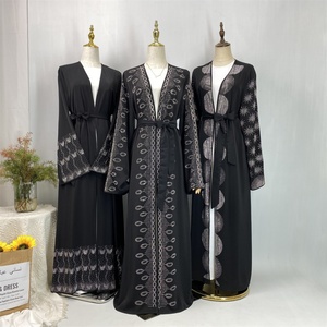 Black Dubai Modest Breathable Lightweight <b>Abaya</b> for Muslim Women with Luxury Silver Rhinestone Diamond for Spring Ramadan - Product Image 2
