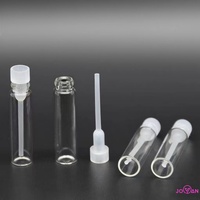 Effacer 1ml 2ml 3ml Mini Test Bouteille d'échantillon de parfum d'huile essentielle Petite bouteille en verre avec bâton en plastique Service d'étiquette personnalisée