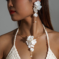 Élégantes boucles d'oreilles pendantes en forme de pétales colorés, collier fleur, ensemble de bijoux vintage pour mariage et fiançailles pour femme, plaqué rhodium, cadeau tendance