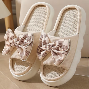 Chaussons d'intérieur avec caractéristiques antidérapantes et anti-odeurs en EVA, adaptés aux hommes et aux femmes en été - Product Image 6