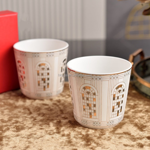 Juego de Vajilla de Cerámica de Lujo y Taza con Platillo, en Caja de Regalo, Disponible en Europa, para Regalo de Cumpleaños - Product Image 4