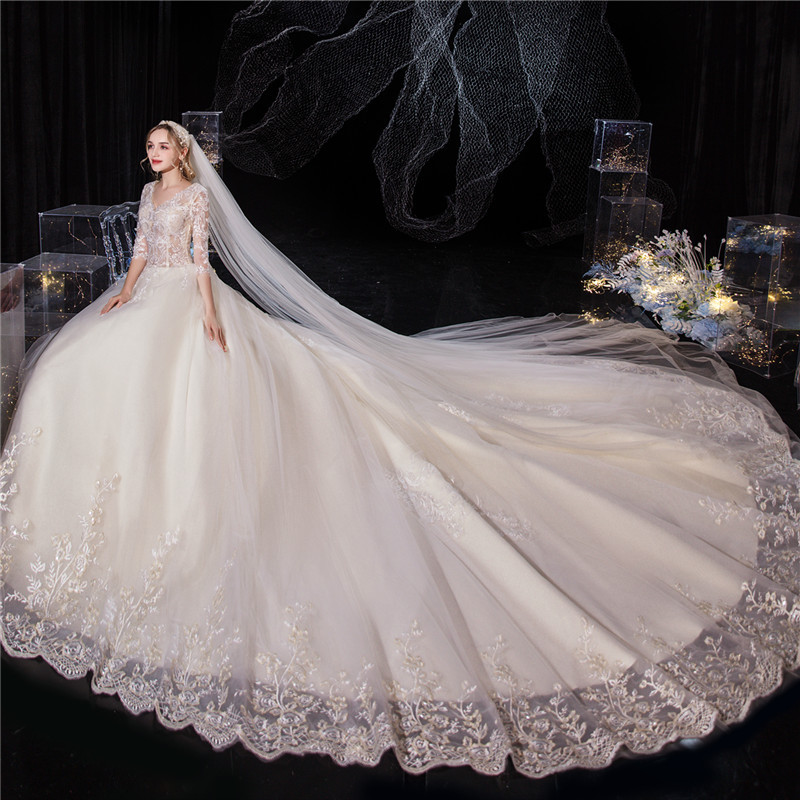 AL0992 Master Wedding Dress 2025 - Luxury Tail Empire Line