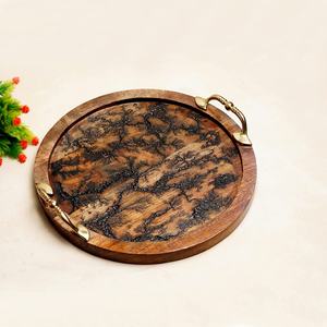 Plateau de service en bois de manguier naturel très demandé avec gravure personnalisée pour le petit-déjeuner, le déjeuner et le dîner à un prix compétitif - Product Image 1