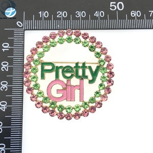 Spilla da Bavero OES con Logo Personalizzato, Cristallo e Perle Rosa e Verdi, per Confraternite e Regalo Massonico - Product Image 4