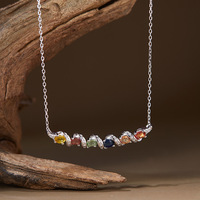 Collier de luxe en argent S925 avec pierres précieuses naturelles, pendentif en spirale torsadée arc-en-ciel, saphir et tsavorite, idéal pour les fêtes et cadeaux.