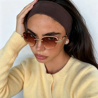 Nouvelles Lunettes de Soleil Cœur 2026 Protection UV400 Effet Naturel Tendance Unique Inspirées des Célébrités en Ligne Métal Transfrontalier