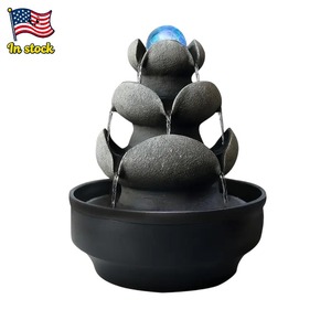 Vendita calda 3-Tier Zen Rock Desktop fontana galleggiante con LED sfera di cristallo, resina nera cascata arredamento per l'ufficio e la casa - Product Image 1