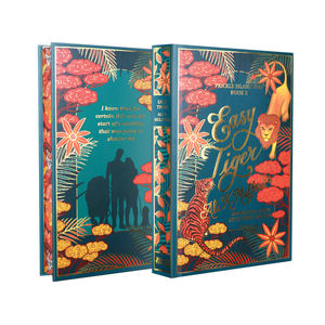 Colección de Novelas de Lujo con Encuadernación Perfecta, Estampado en Tapa Dura, Impresión Offset a Doble Cara, Sobrecubiertas y Bordes Pintados - Product Image 1