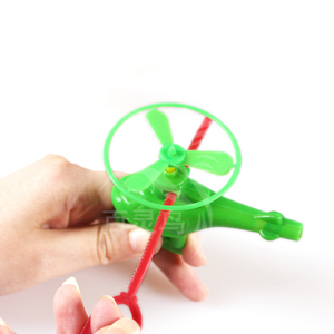 China wholesale custom pull string <span class=keywords><strong>helicopter</strong></span> flying toys with whistle for children - Product Image 6