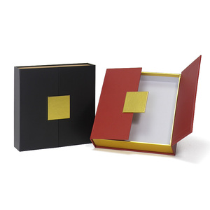 Boîte cadeau magnétique à double porte avec logo personnalisé en feuille d'or, emballage cosmétique fait main - Product Image 1