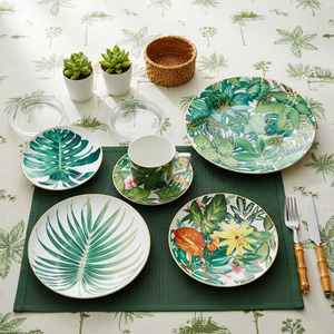 <span class=keywords><strong>Service</strong></span> de table de luxe en or véritable motif feuille tropicale, assiette de présentation en céramique jungle en <span class=keywords><strong>porcelaine</strong></span> fine, tasse à café et bol en <span class=keywords><strong>porcelaine</strong></span> pour événements hôteliers - Product Image 2