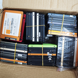 ขายส่ง ฮาร์ดดิสก์มือสอง ความเร็วสูง 6Gb/s สำหรับแล็ปท็อป ขนาด 128GB Sata 2.5  ผ่านการทดสอบ 100%  แบบพกพา  ปรับปรุงใหม่ - Product Image 5