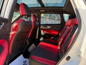 Voiture d'occasion <span class=keywords><strong>2021</strong></span> Changan <span class=keywords><strong>CS35</strong></span> <span class=keywords><strong>Plus</strong></span> Facelift 1.4T Blue Core DCT Prestige Edition <span class=keywords><strong>2021</strong></span>, d'origine, faible kilométrage - Product Image 5