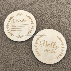 Plaque en <span class=keywords><strong>bois</strong></span> <span class=keywords><strong>personnalisée</strong></span> Hello World en <span class=keywords><strong>bois</strong></span> pour faire part de naissance de bébé Tableau de statistiques pour nouveau-né Photo Prop Nursery Decor - Product Image 2