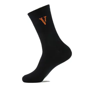 OEM di fabbrica su misura di alta qualità di cotone nero ODM calzini con V logo