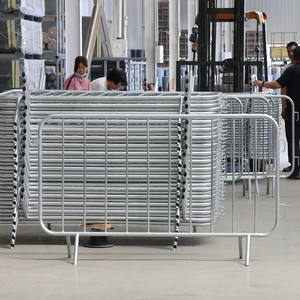 Barrière provisoire adaptée aux besoins du client <span class=keywords><strong>de</strong></span> contrôle des foules <span class=keywords><strong>de</strong></span> barrière en métal pour la séparation <span class=keywords><strong>de</strong></span> route - Product Image 3